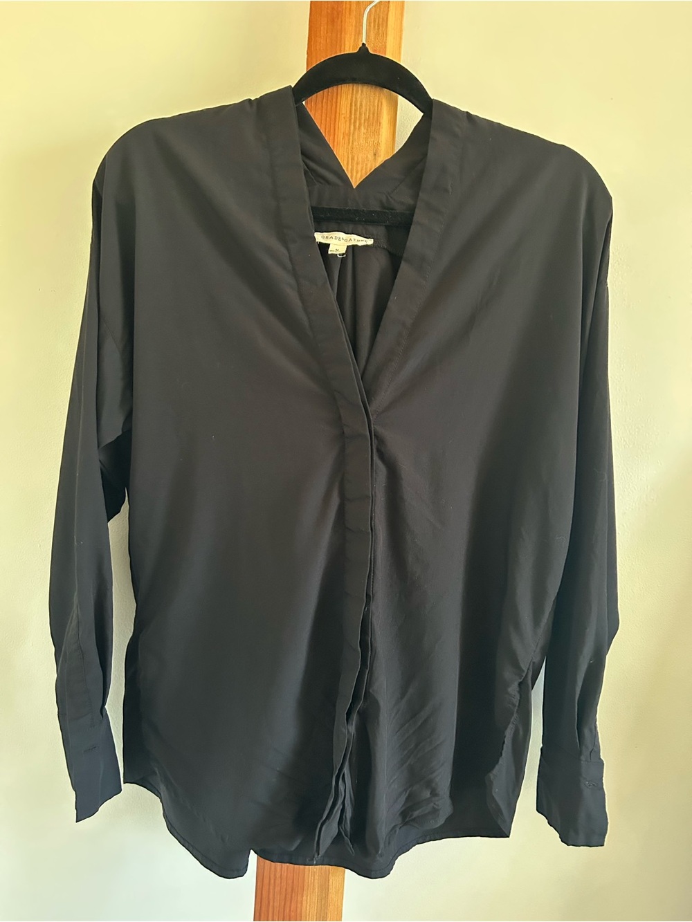 Women's Black V-Neck Button-Front Long Sleeve Shirt